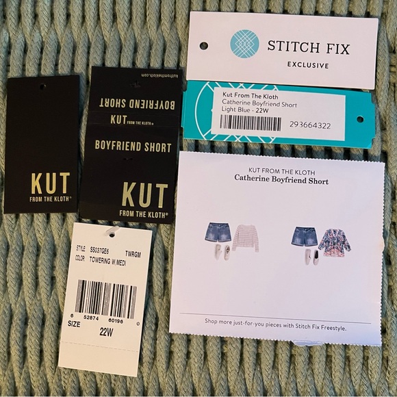 Kut from the Kloth Catherine Boyfriend Shorts 22W - Picture 3 of 3